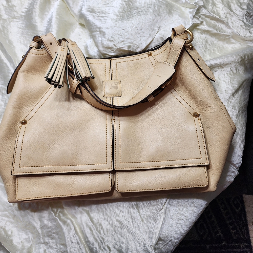 Elegant Cream Leather Tote Bag